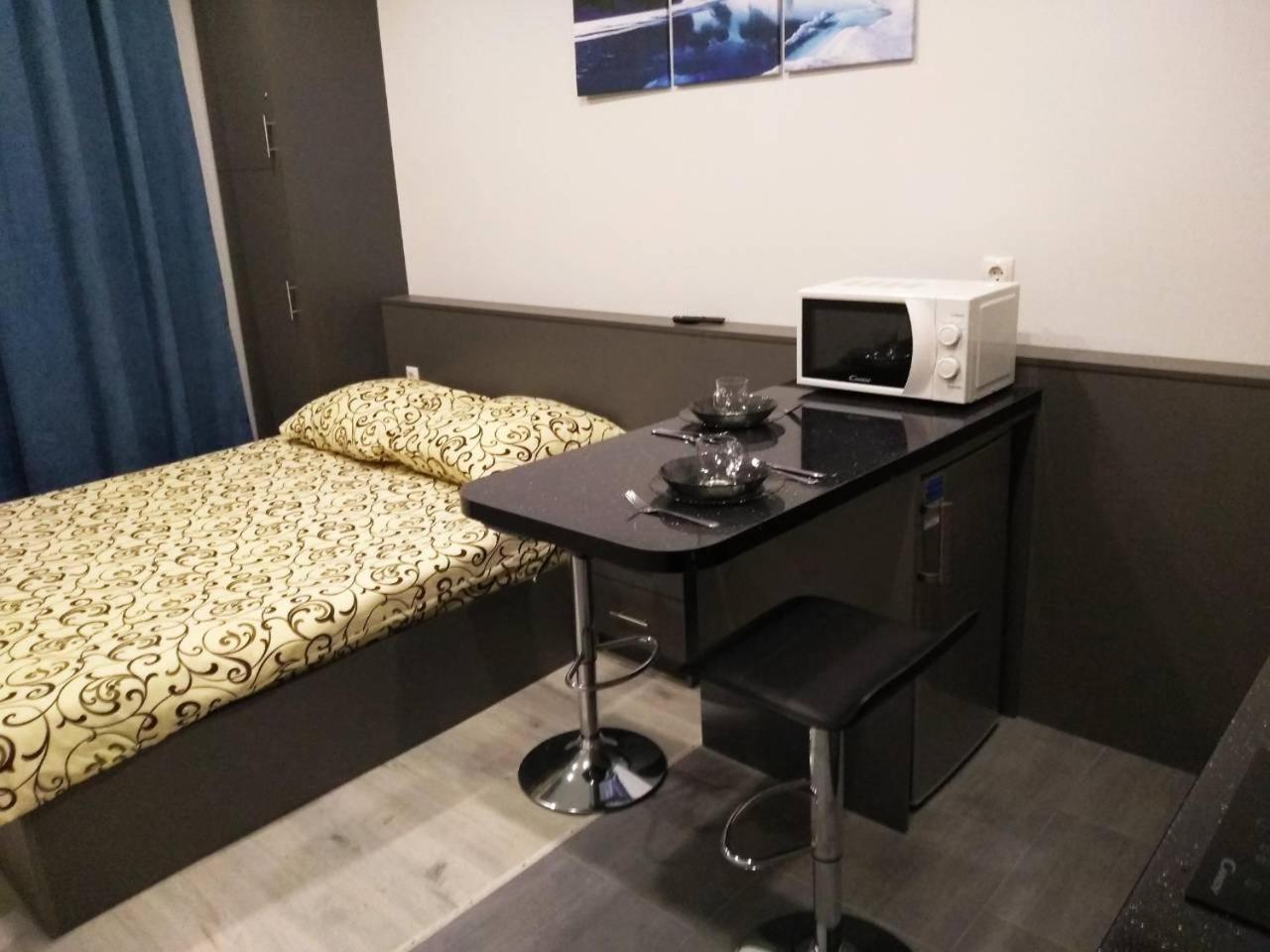 Ferienwohnung Lux Na Druhetiv Uschhorod Exterior foto
